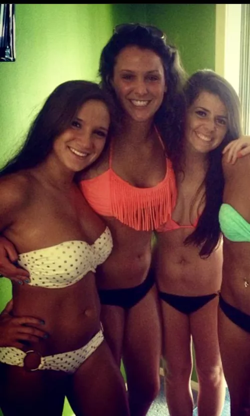 Bikini Babes