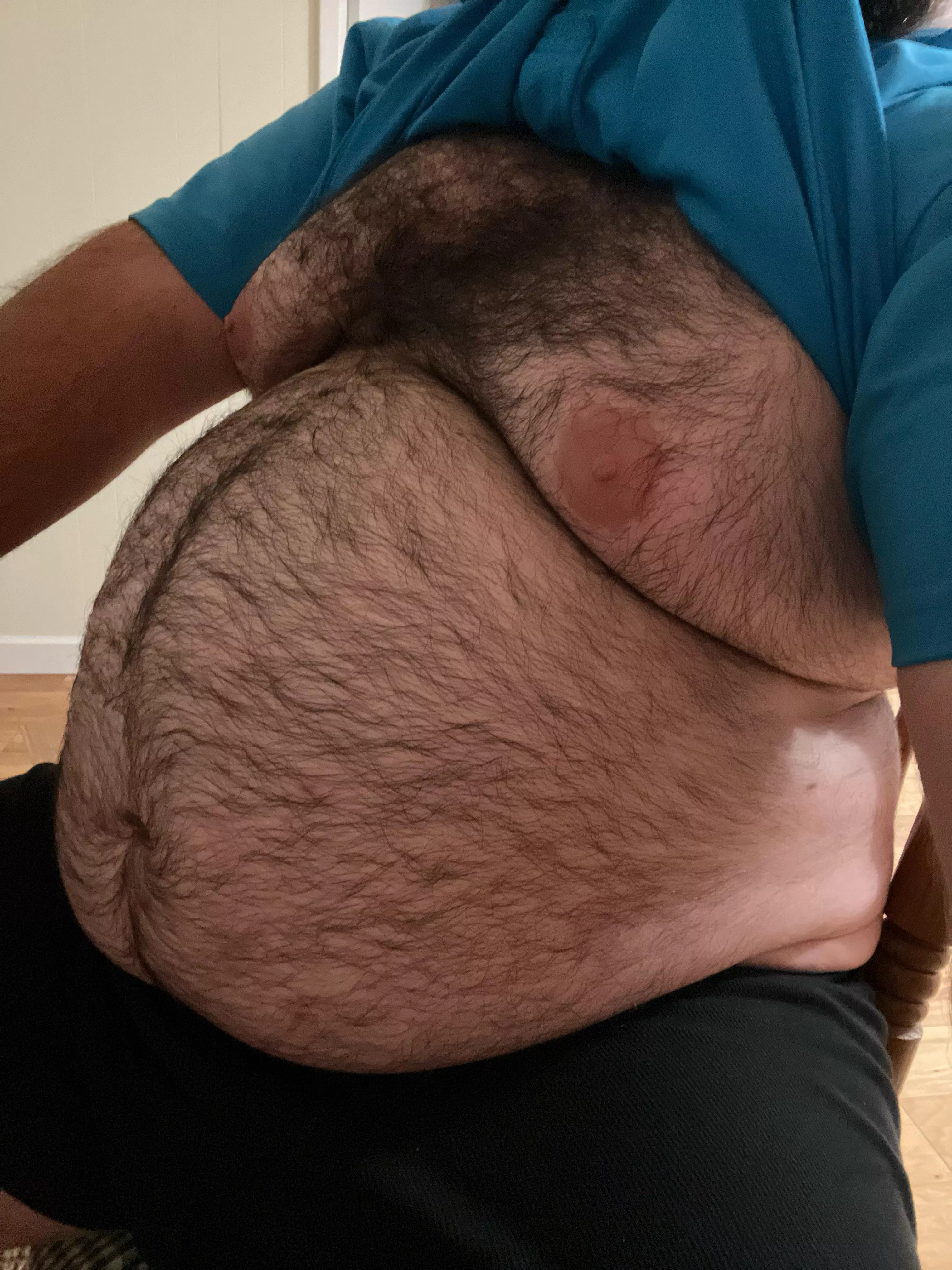 Buzzing while finishing off different bottles from the weekend. Another hour and I’ll be out. But til then….