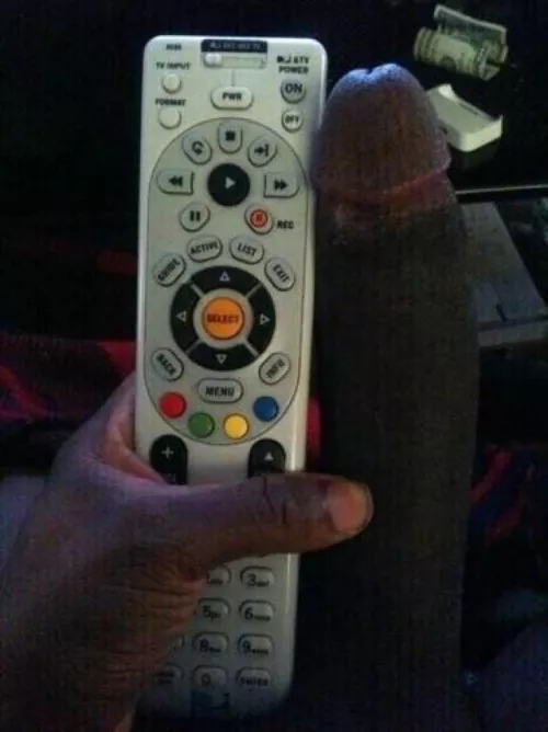 Direct your lips to my dick