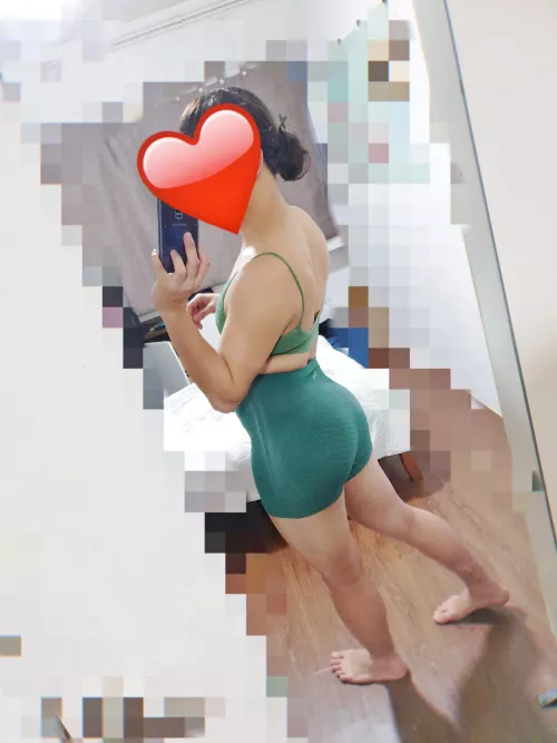 I hope all those hip thrusts are paying off😘