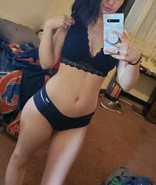 I'm only a little thing🥵😈