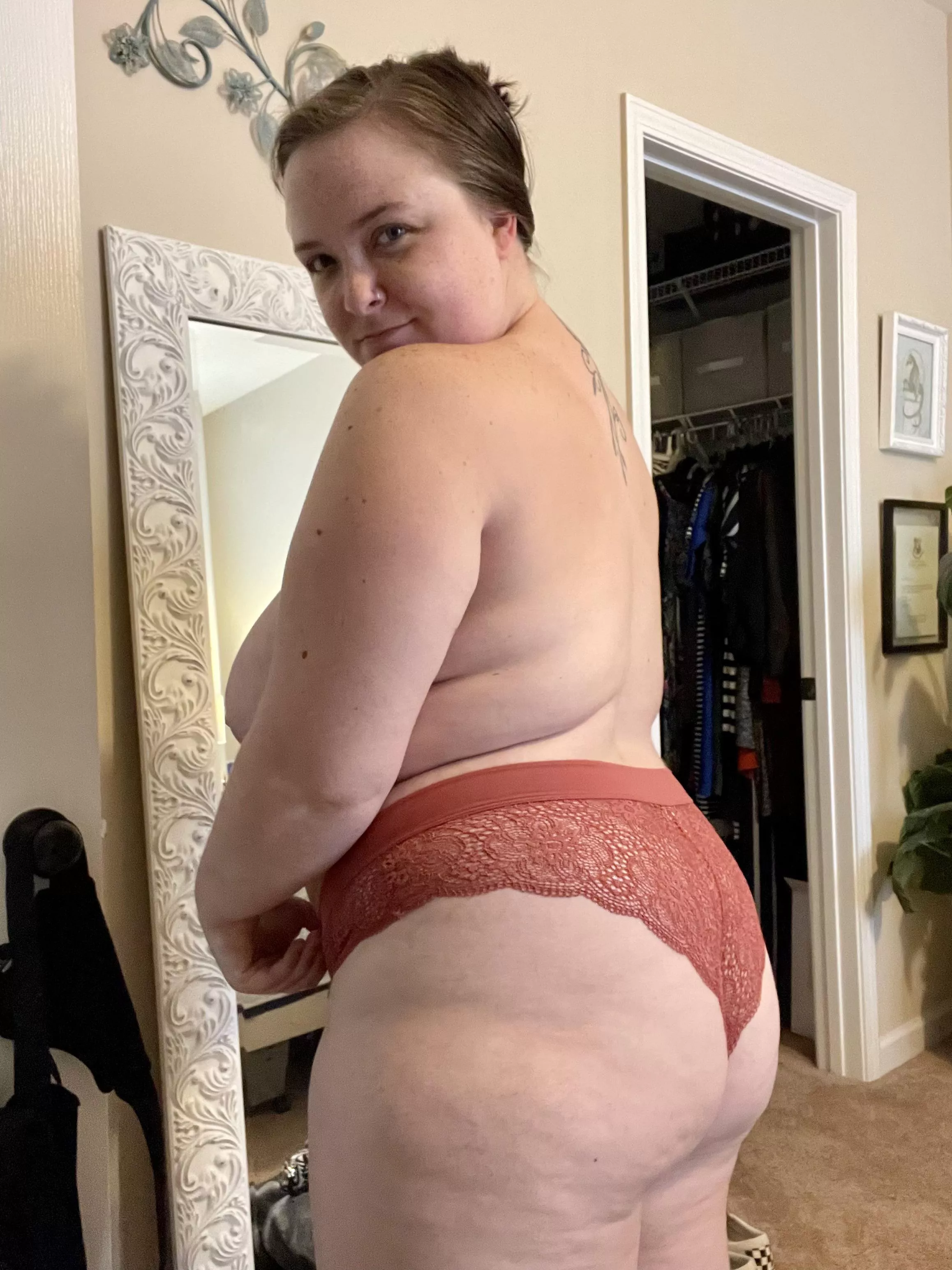 Just a sweet, chubby, southern belle hoping to steal your heart.