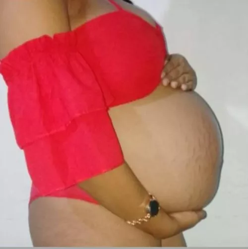 super pregnant looking for a good father to help me