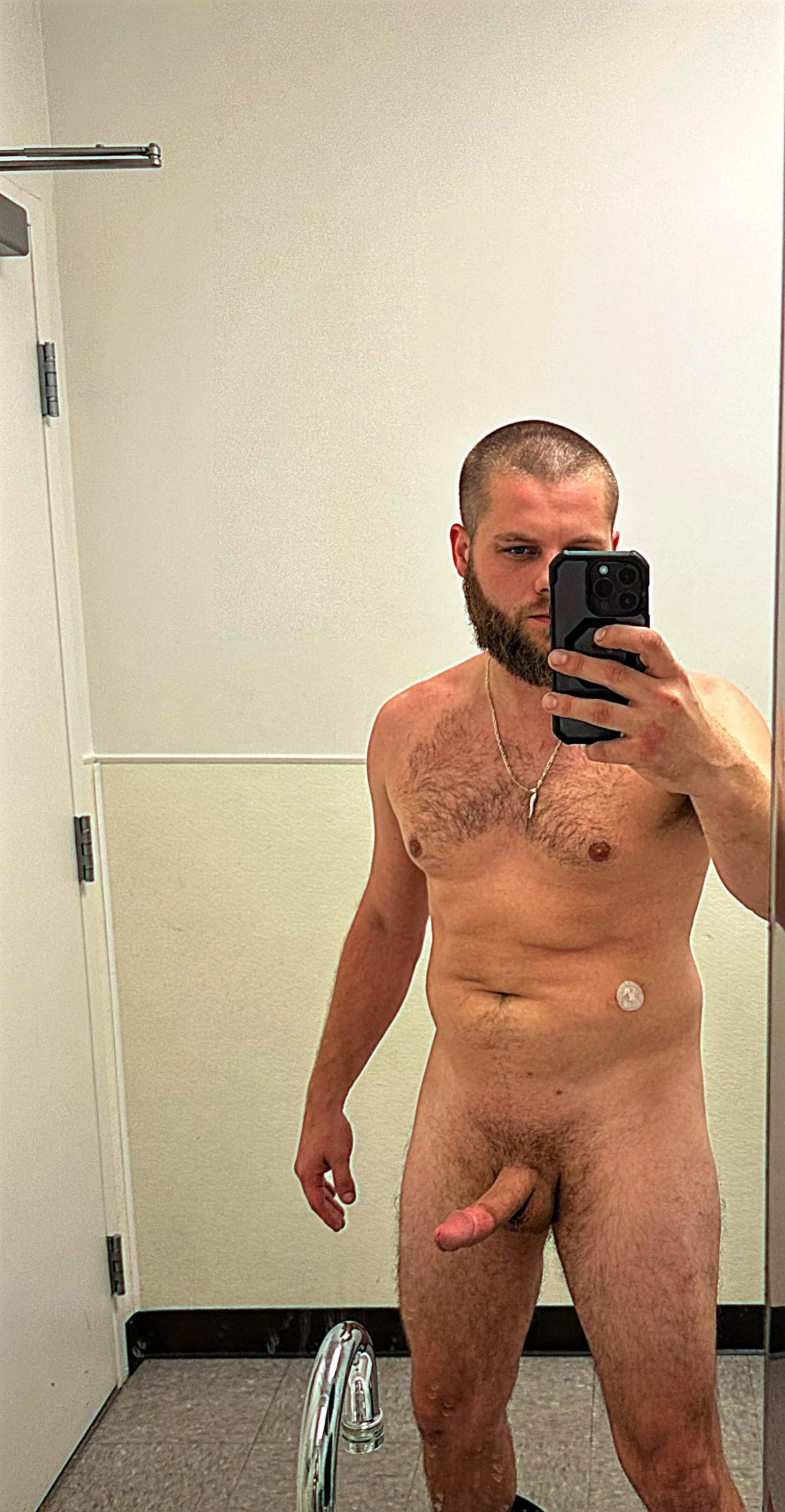 Wanna help me get hard at work π Wanna help me get hard at work π