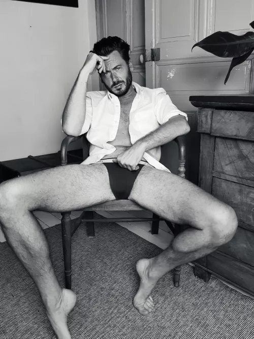 who is going to start at my feet .. and stay there.