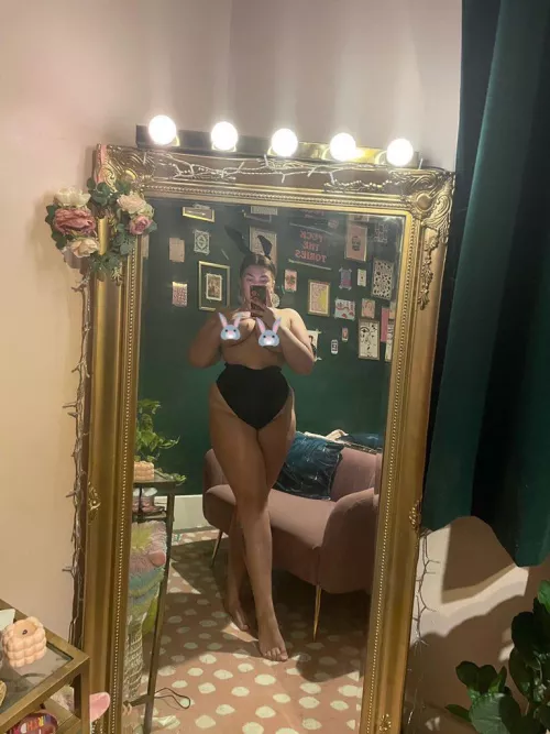 Who likes bunnies 😈🐰😈