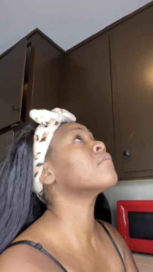 will sit on my n….r knees just like this sir and let you cum & spit in my ghetto face until your tired 😽 kik: yayasonasty