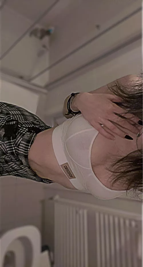 2003 babyy🖤🤍:3