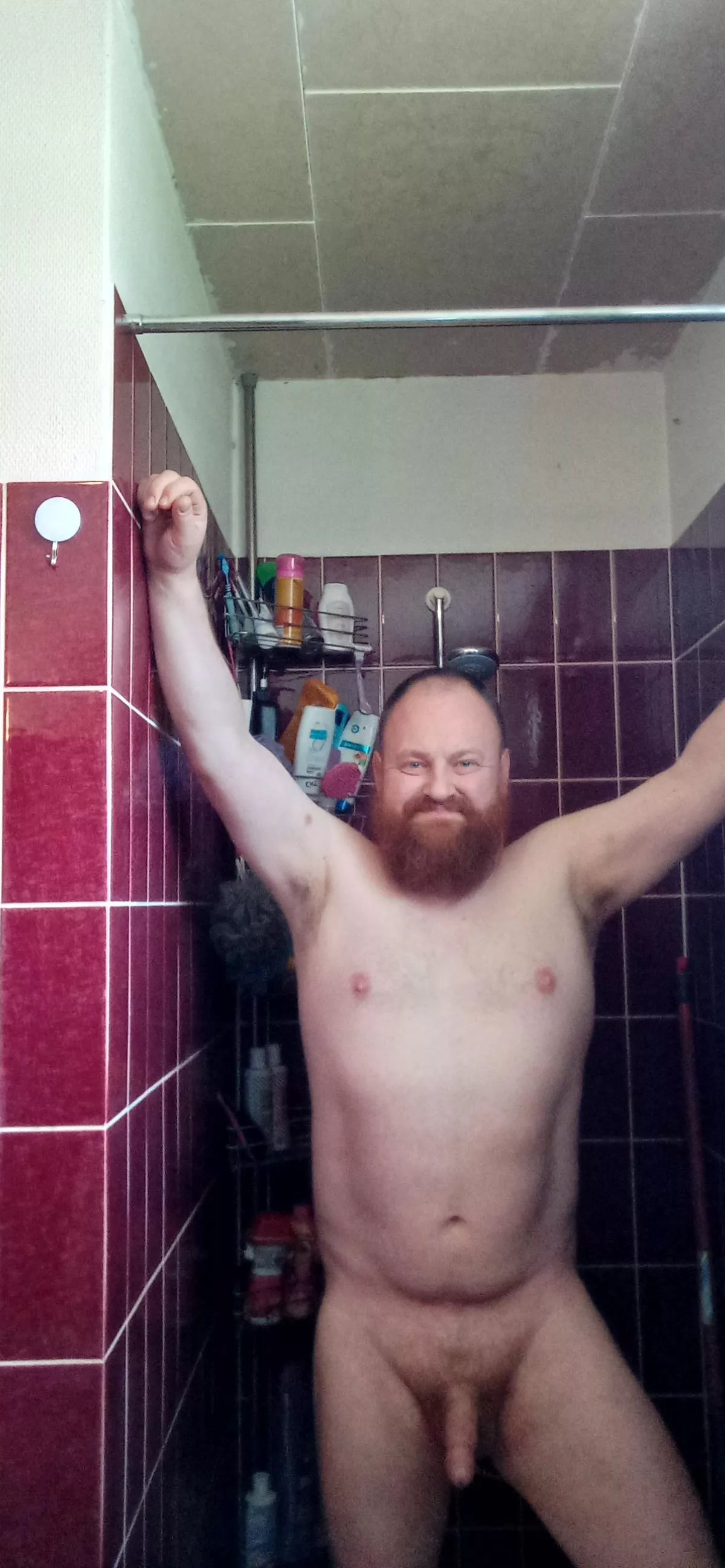 [42] Can i be your chubby daddy 😏😘