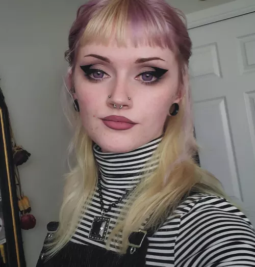 I love Halloween, who wants to take me out this year?