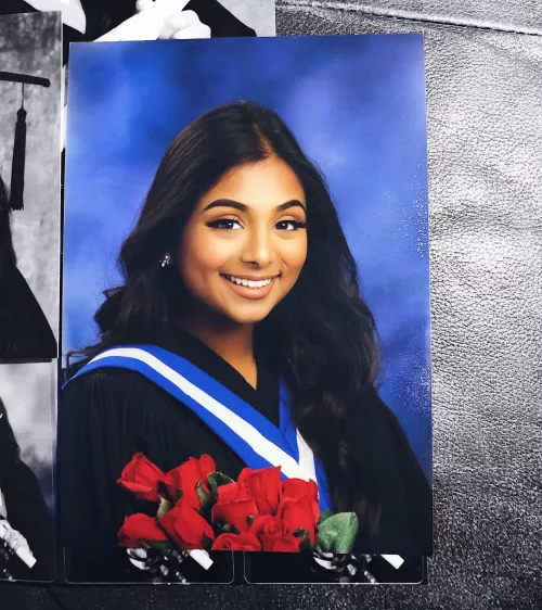 looking for a nasty vocal perv to stroke to my barely legal classmate next to some porn. you're gonna love this sluts slim thick body and bubble butt 😩. send a vid for more ;) kik bbctrib4u