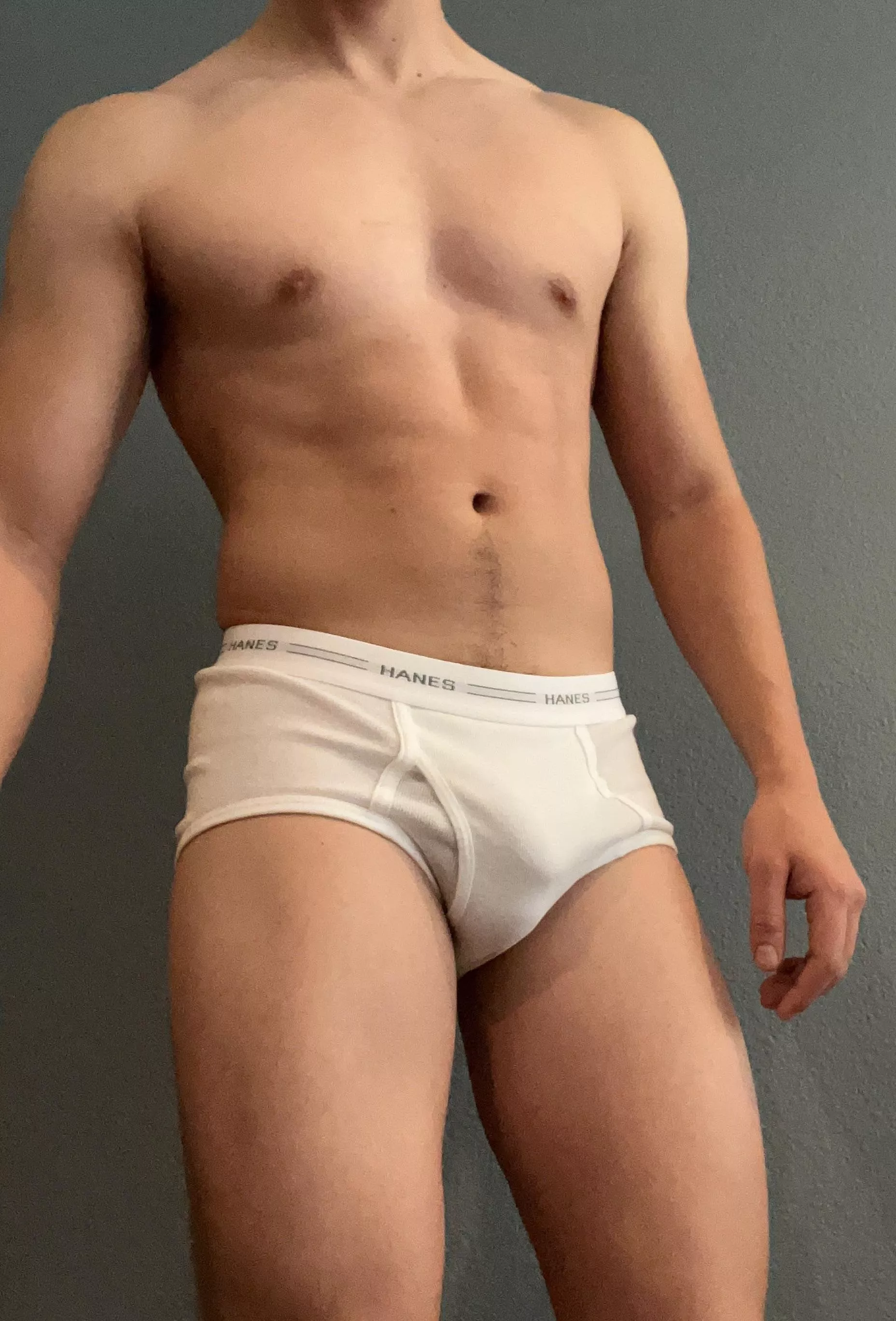 Post gym today. Decided to rock the classic Hanes bro. [26]