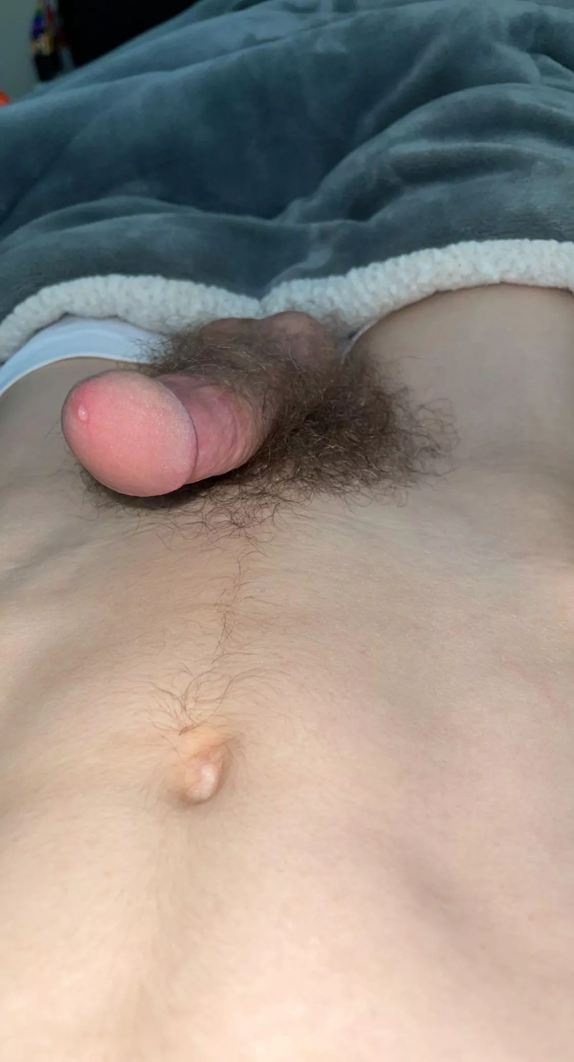 so horny today need a hairy bro to jerk with