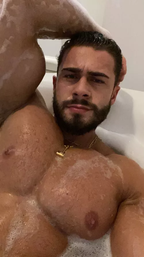 Sooo biiig 🥵 - JamesATKhan