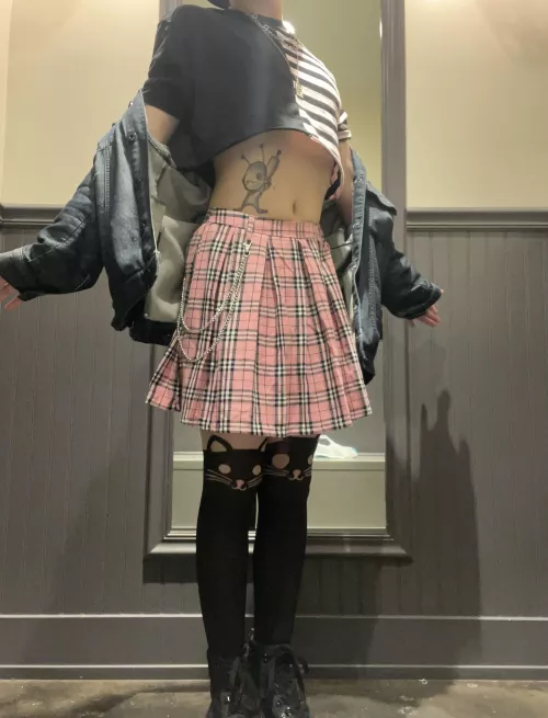 Thank you Reddit for making me confident enough to go out in public like this! (More in the comments)