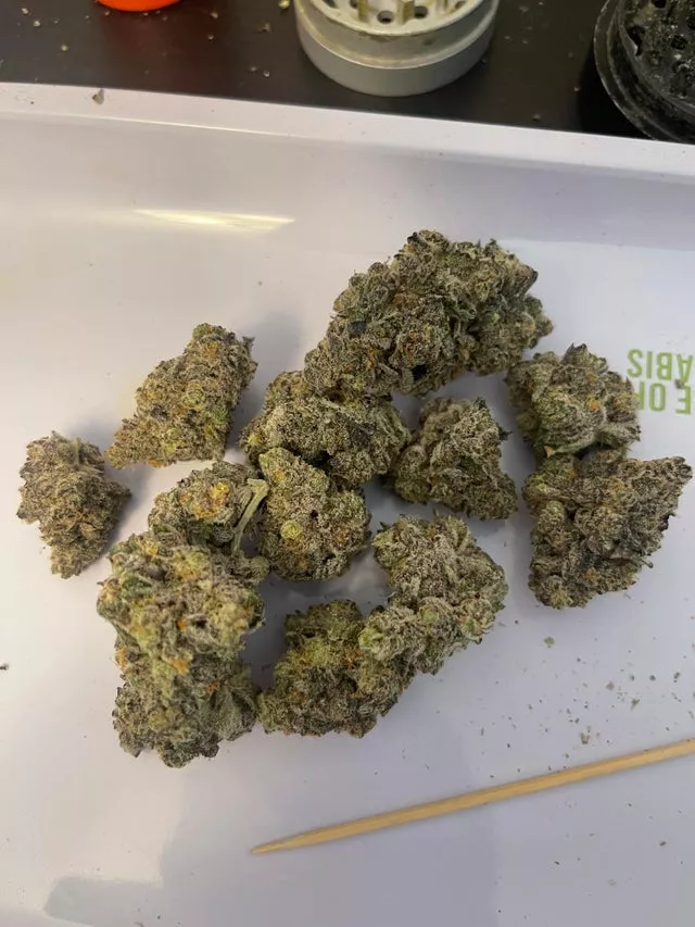 These is for real stoners. Hook up with the real plug