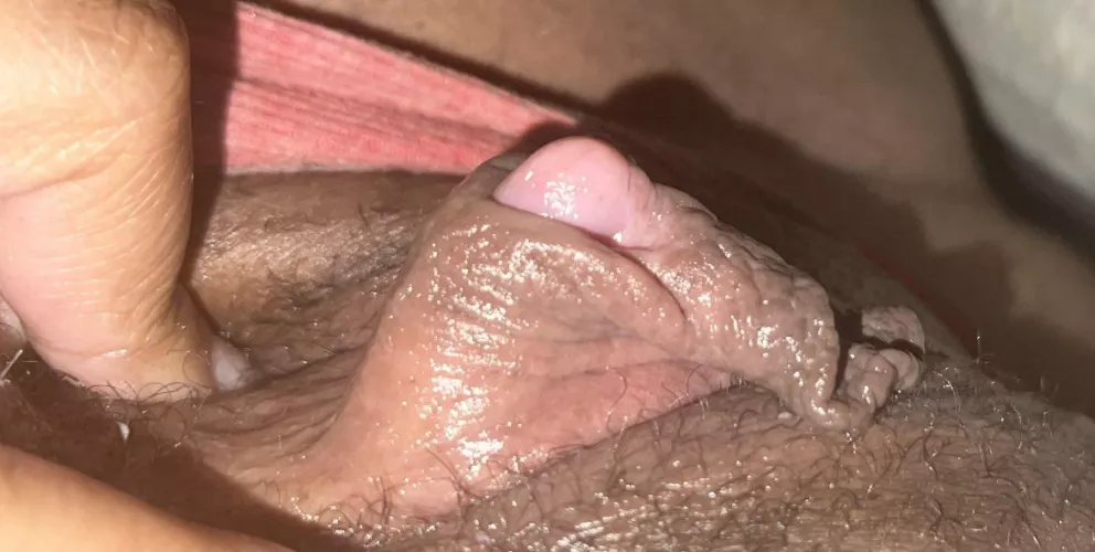 Wishing I could meet a woman with a clit like mine here in NYC 😩