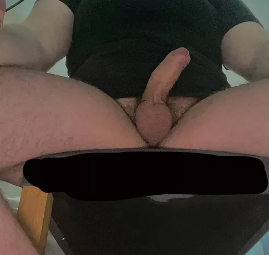 18m I want someone to gag on my cock while I play and let me return the favour