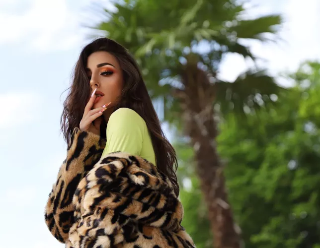 Can you make me enjoy every inch of it going in?