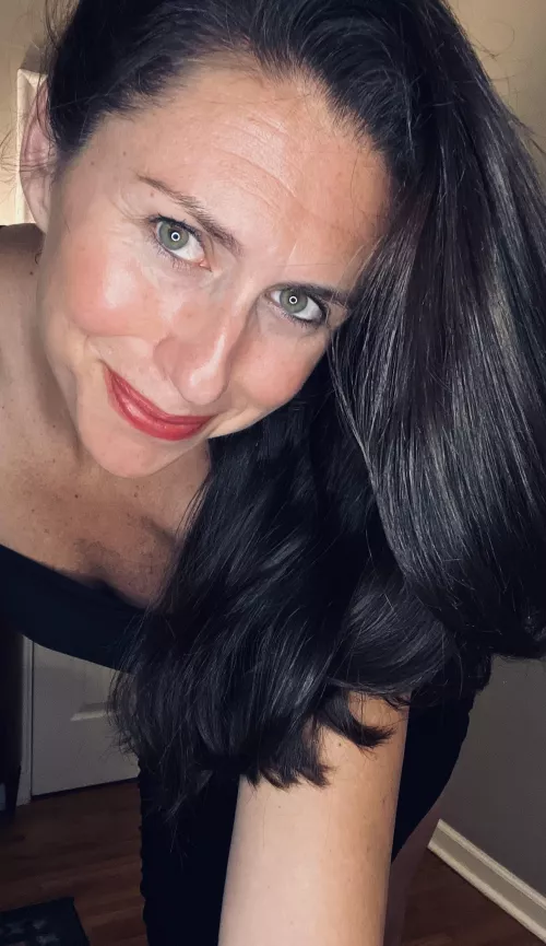 Dressed up and heading out for some kid free time! F36