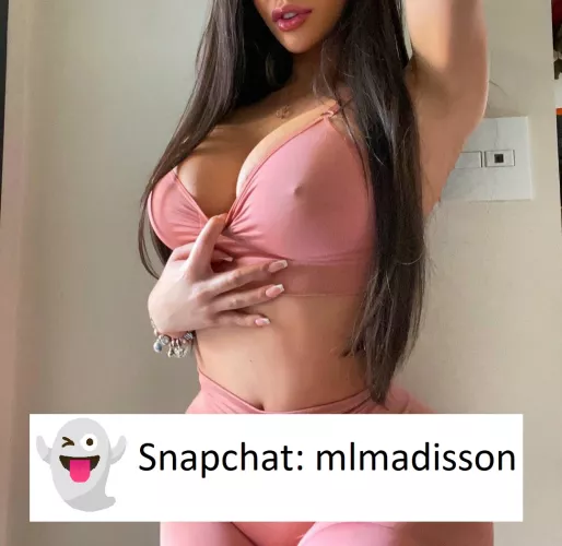 Hello babe can i have alot of fun now more often 😗