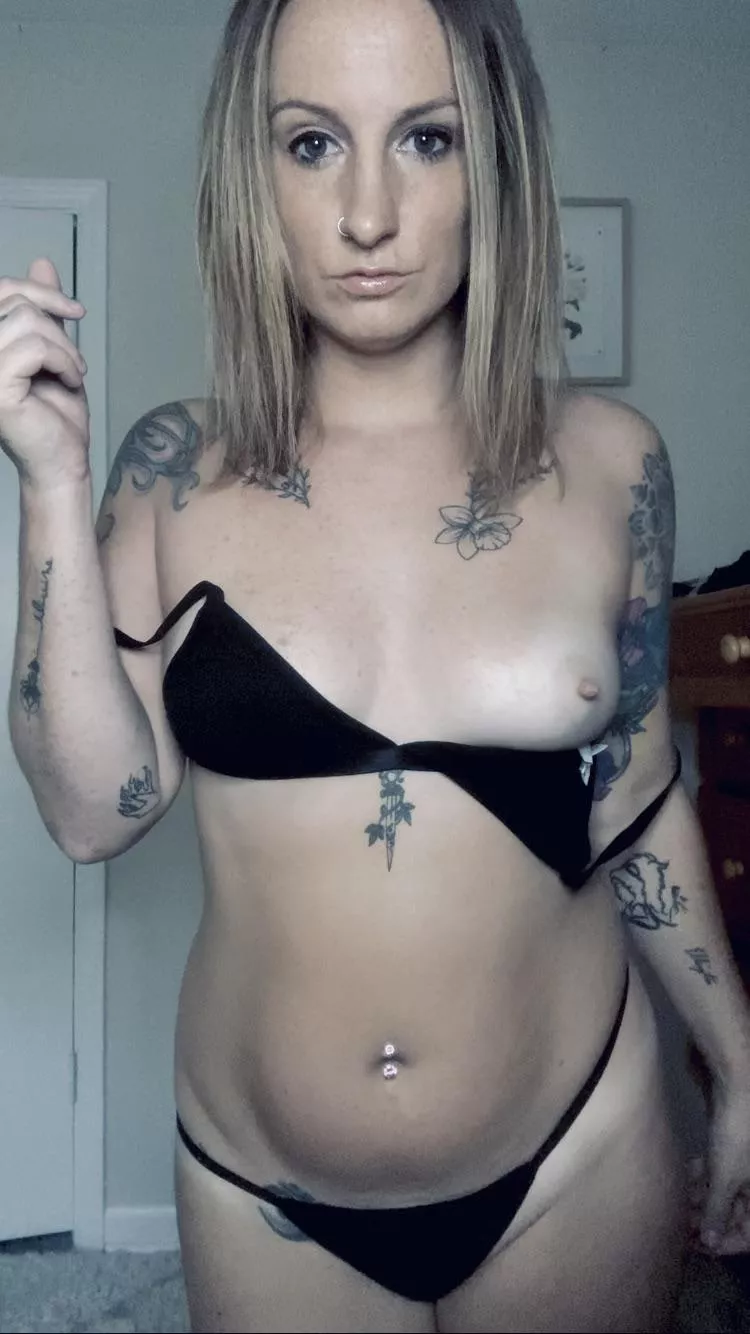 I’m at work… can you fuck her for me?