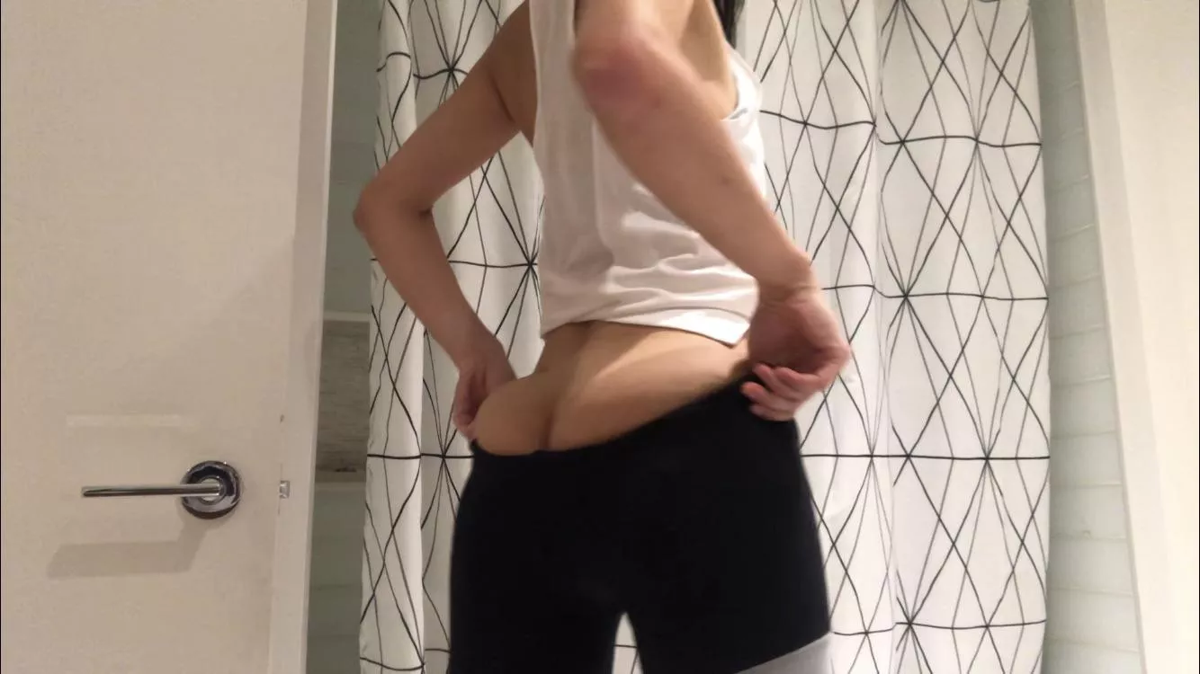 On or off?? 🙈🙈🍓🍓