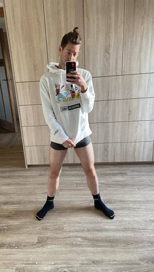 Perfect outfit to play Dreamlight Valley haha