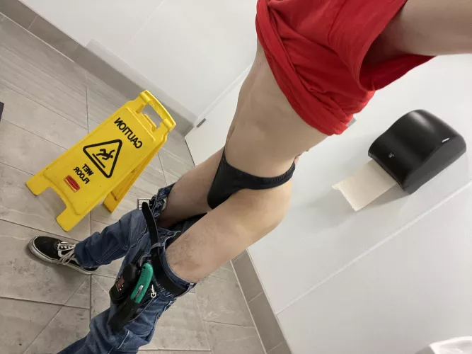 Sir im waiting for you like you ordered. Dm me. W// ek405