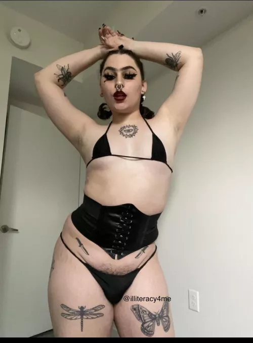 u like girls w something extra? ;)