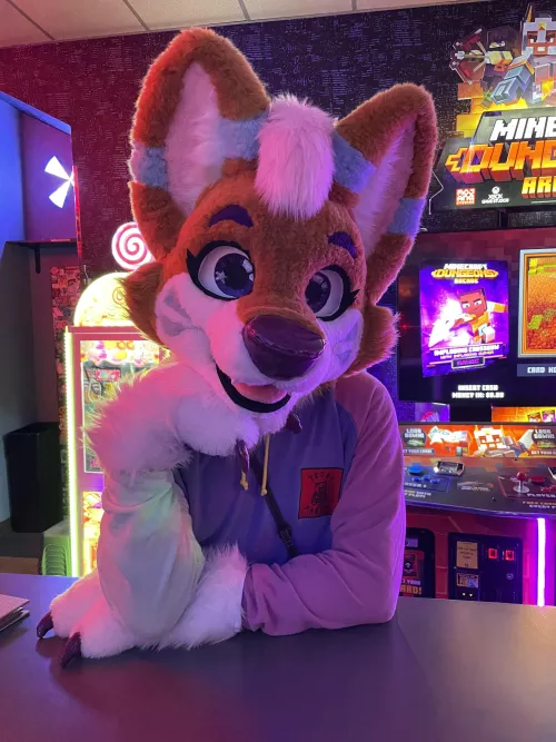 “Wanna watch me blow $20 on the claw machine~?”