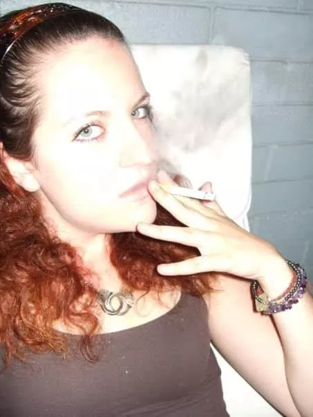 Way back Wednesday shot of me smoking when I was 18 🚬💨