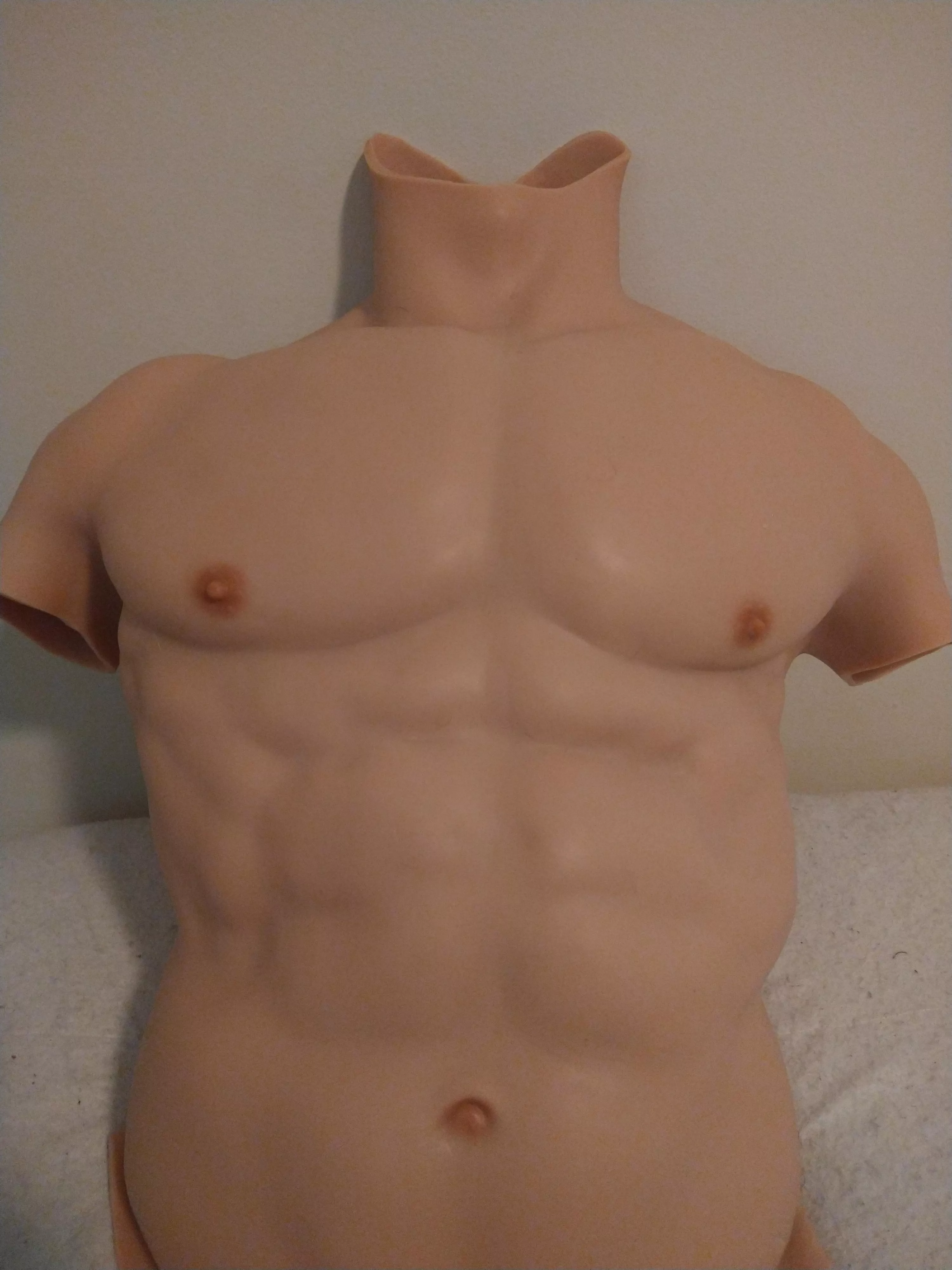 working on making my own sexbot 🤖🥵