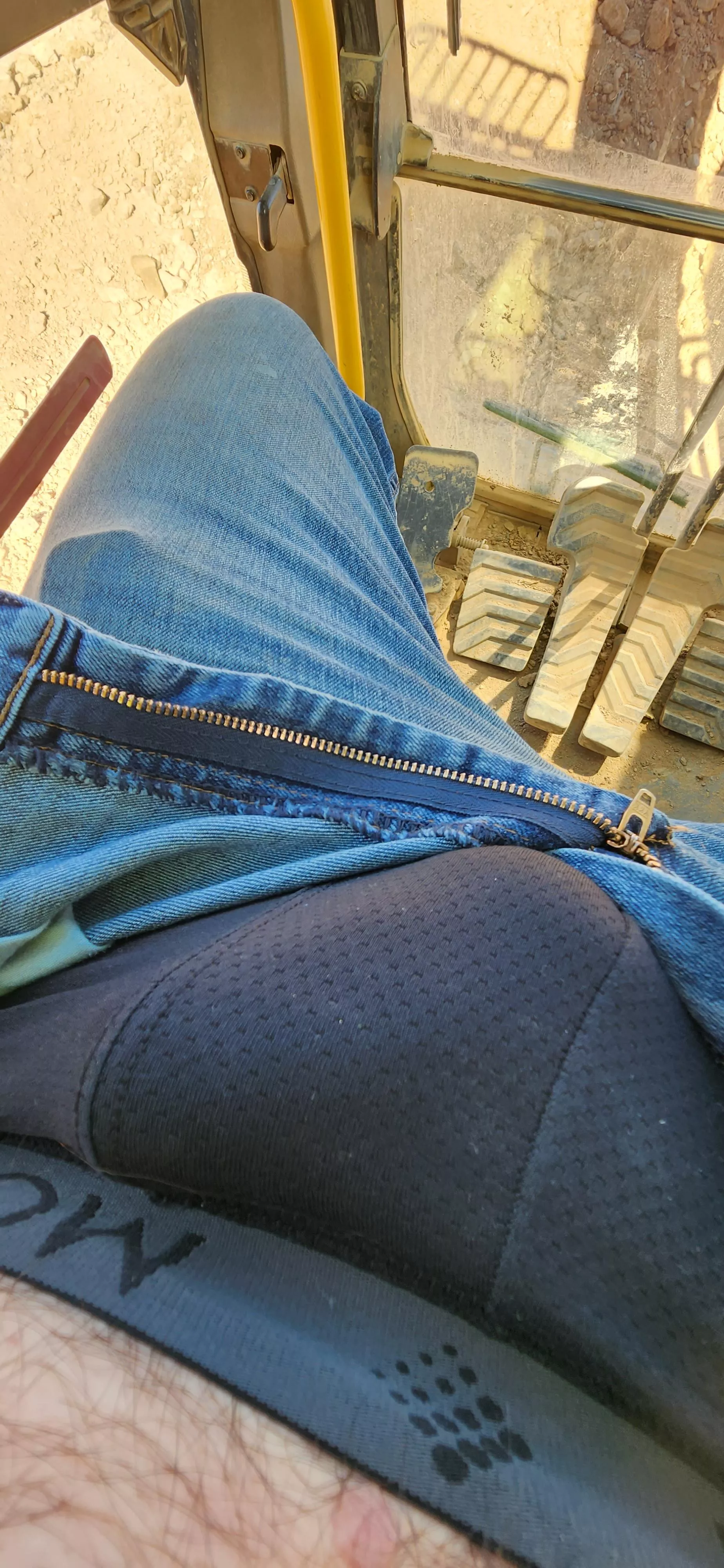 chilling in excavator