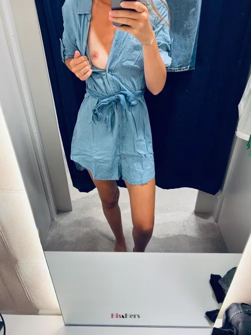 Found a cute little dress 💙 …to undress!