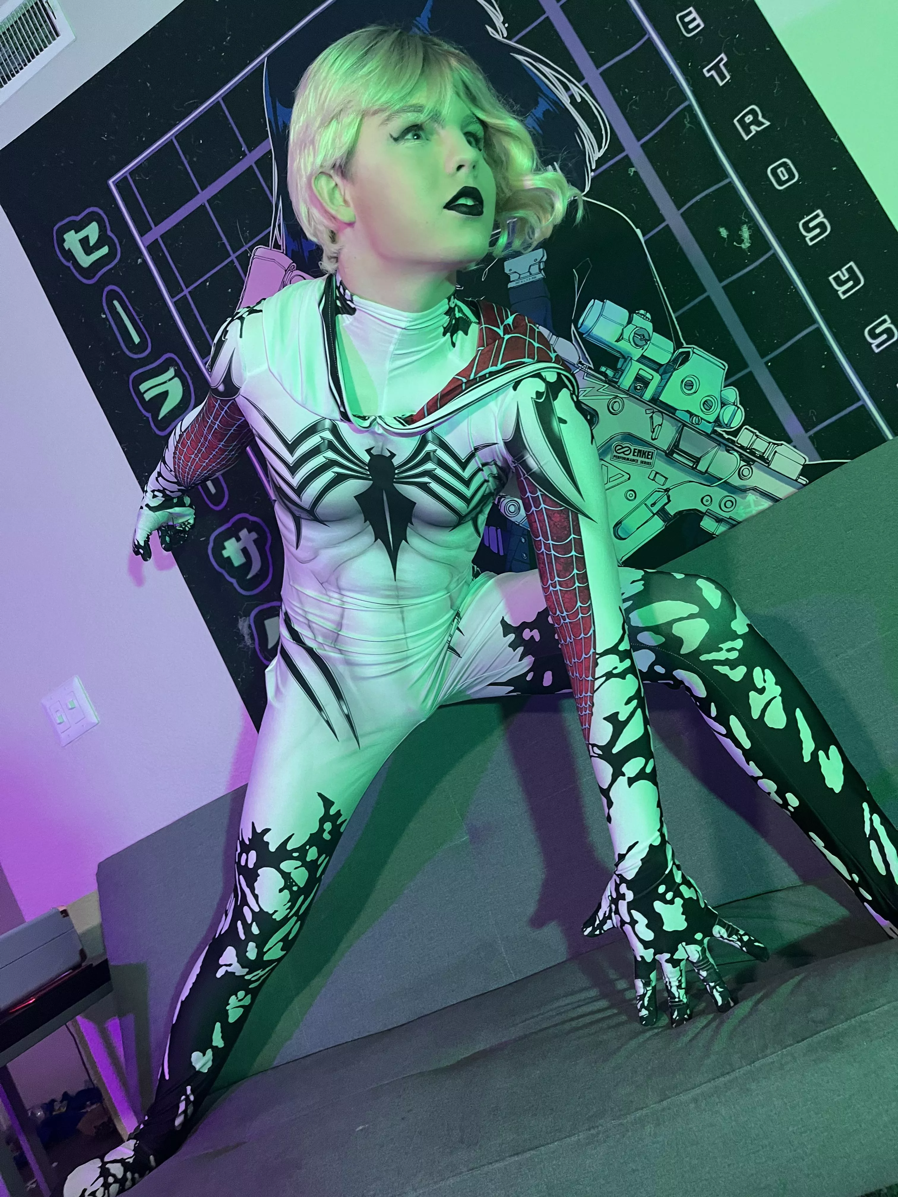 Gwenom will save you 💕😈🖤