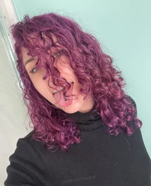 Happy Friday 🥳✌️