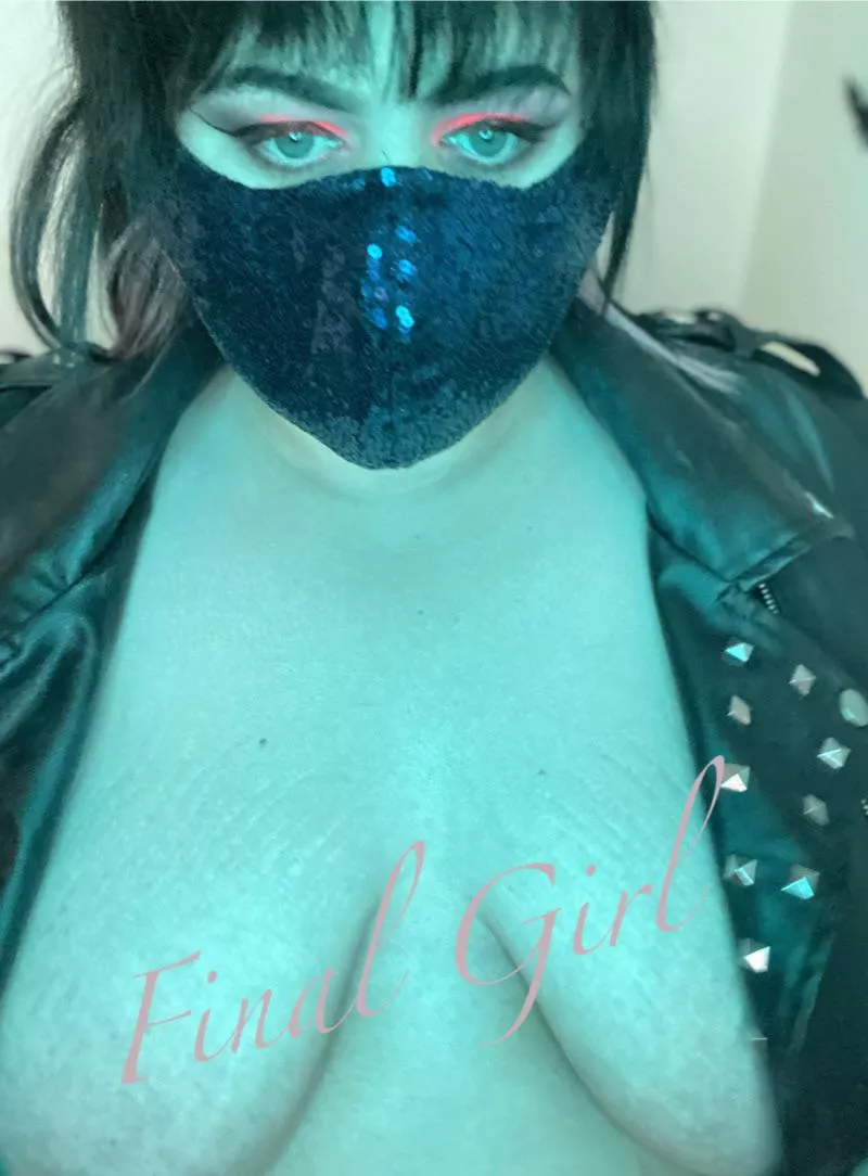 I want you to keep yourself busy with my body while I ride your cock… The link you want is in bio