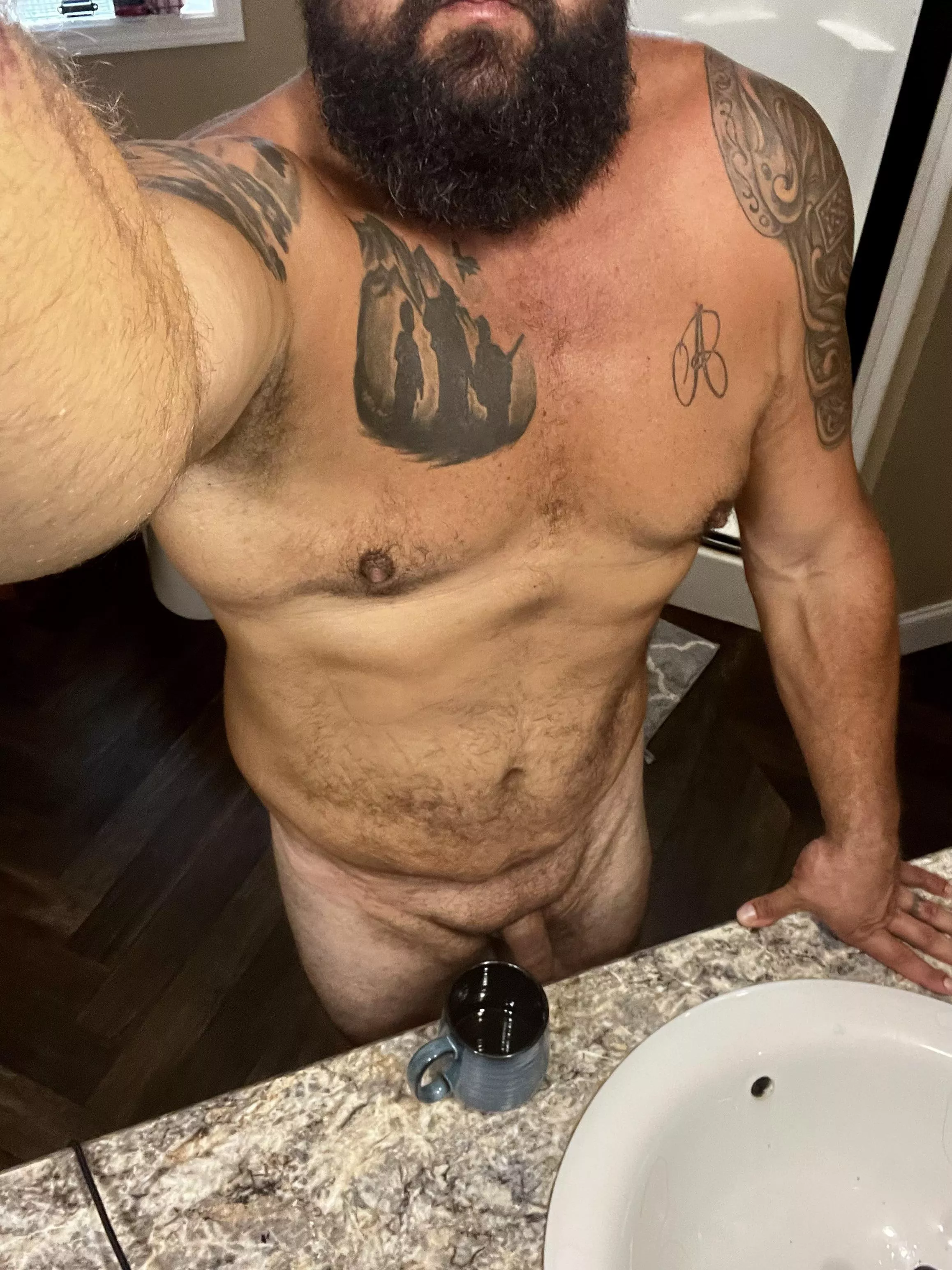 It’s Fuck em Friday! If they don’t make you orgasm, make you smile, or make you money, then fuck em