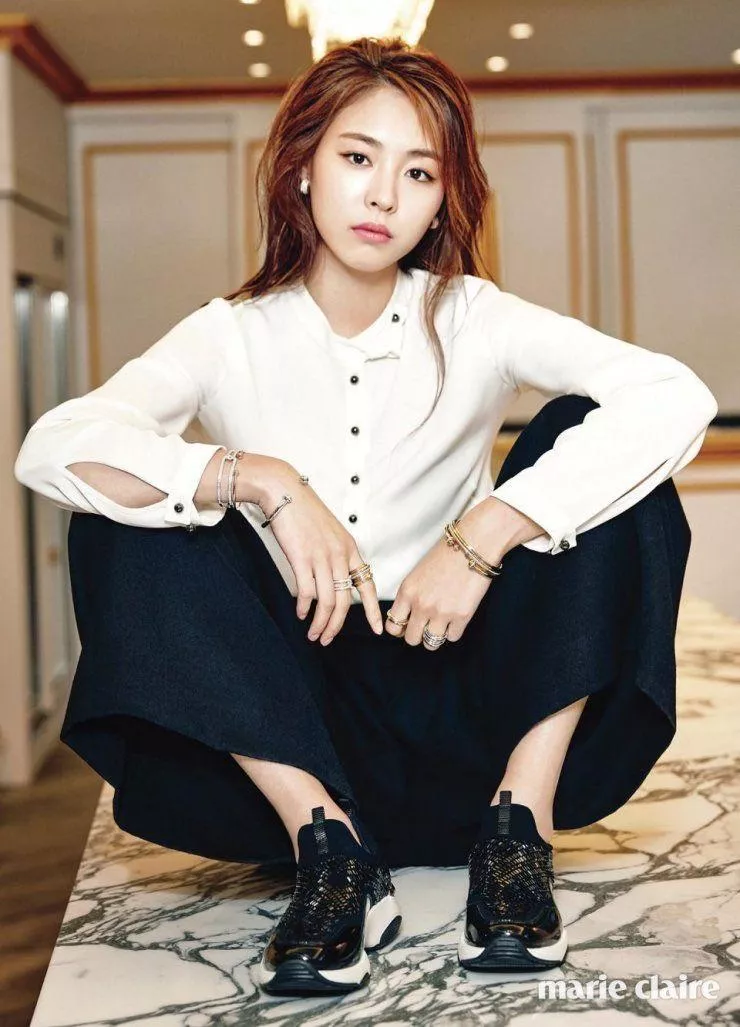 Lee Yeon-hee Lee Yeon-hee