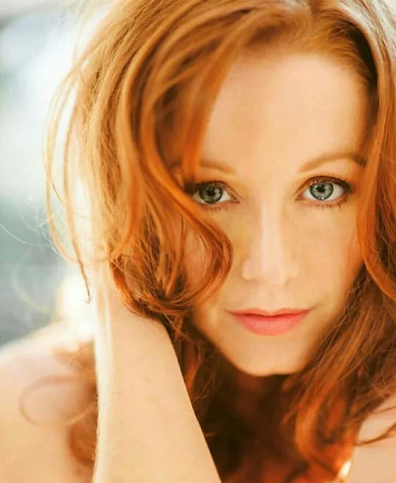 Lindy Booth
