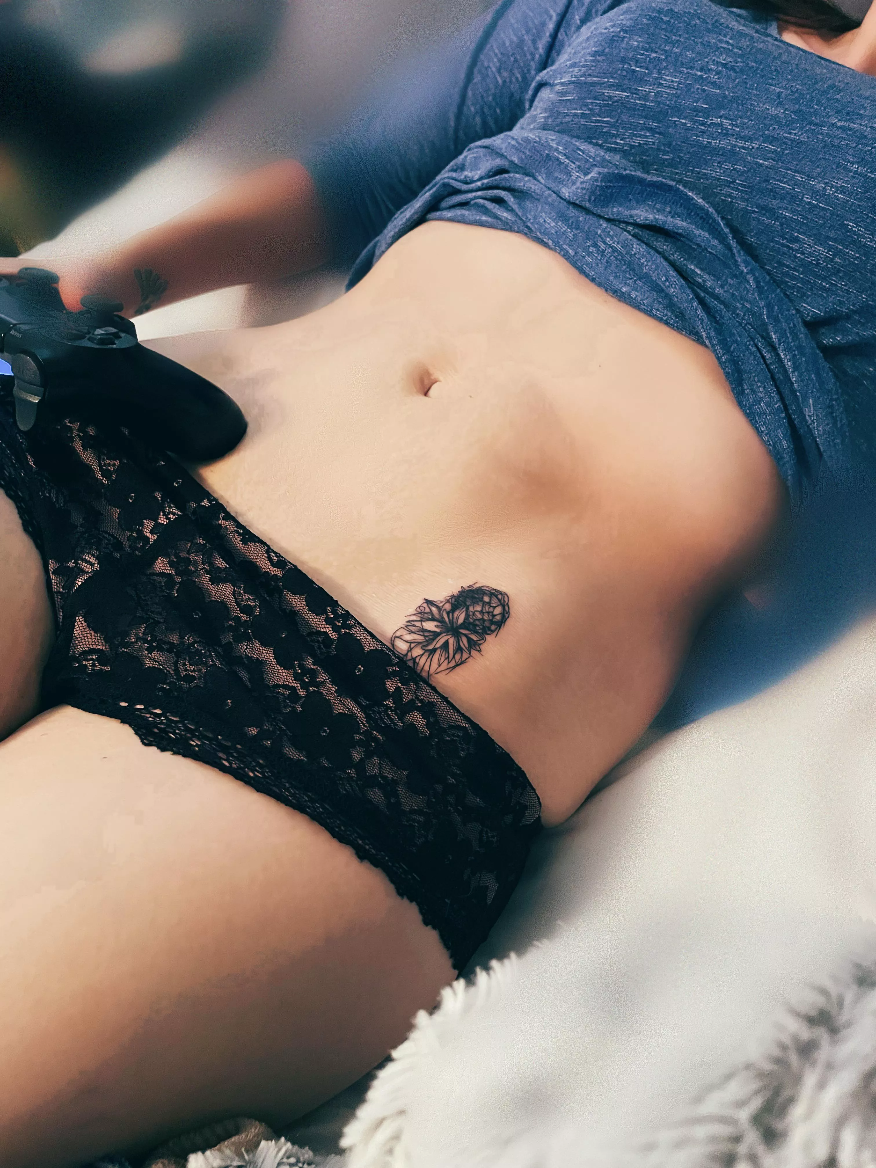 She got a new tattoo today 😍