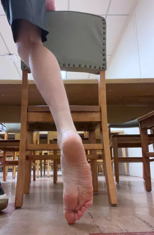 Took a really risky picture of my sole in the library when i thought i was alone. Someone walked in front of me and almost saw lol [20]