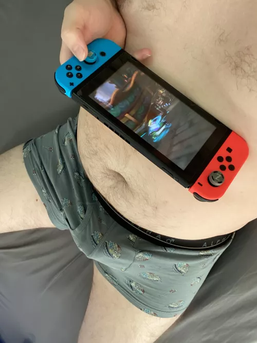Wanna play [m]ariokart? Loser gives oral, then each round we switch