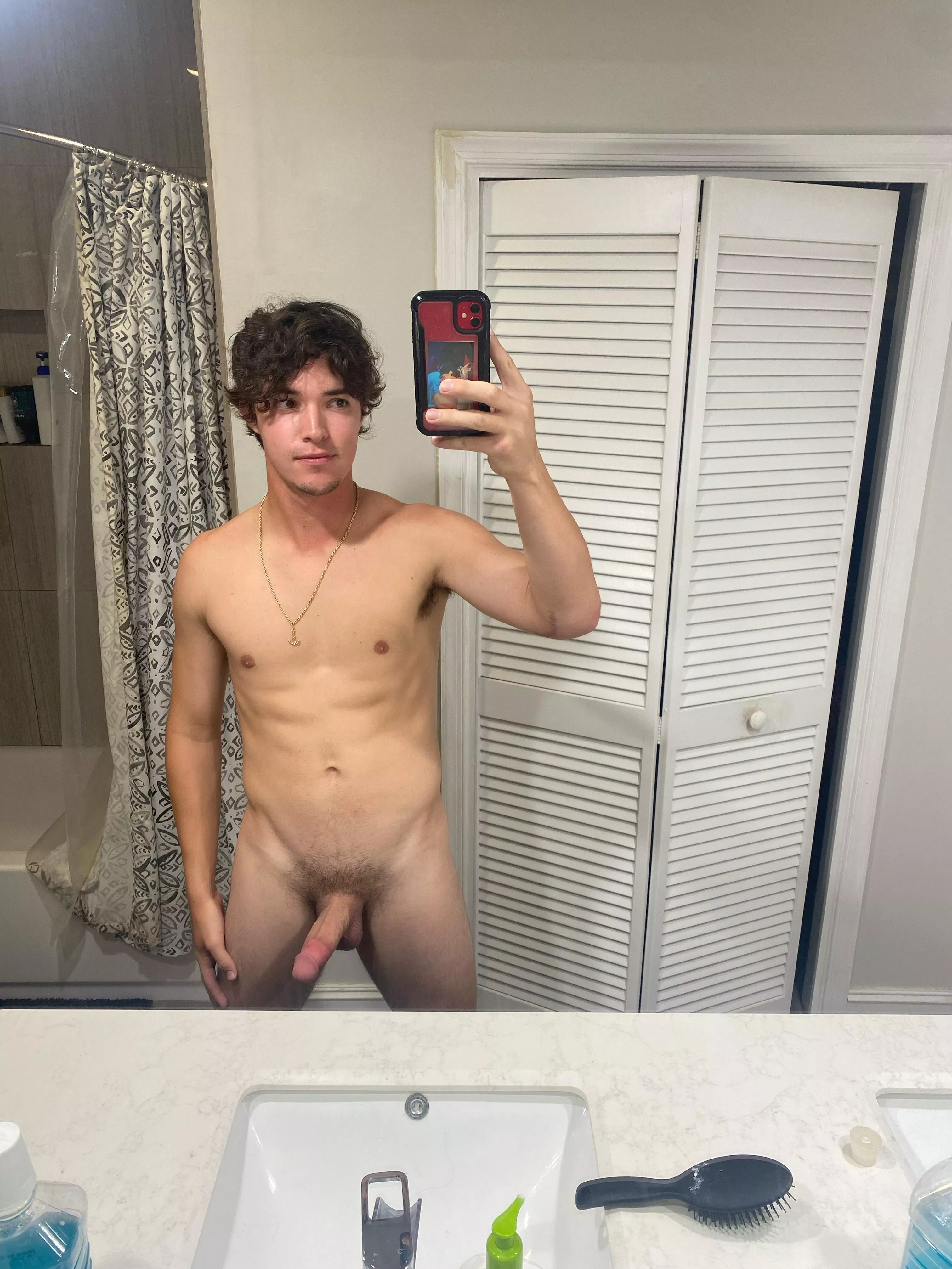 who’s gonna be my first Redditor?😛