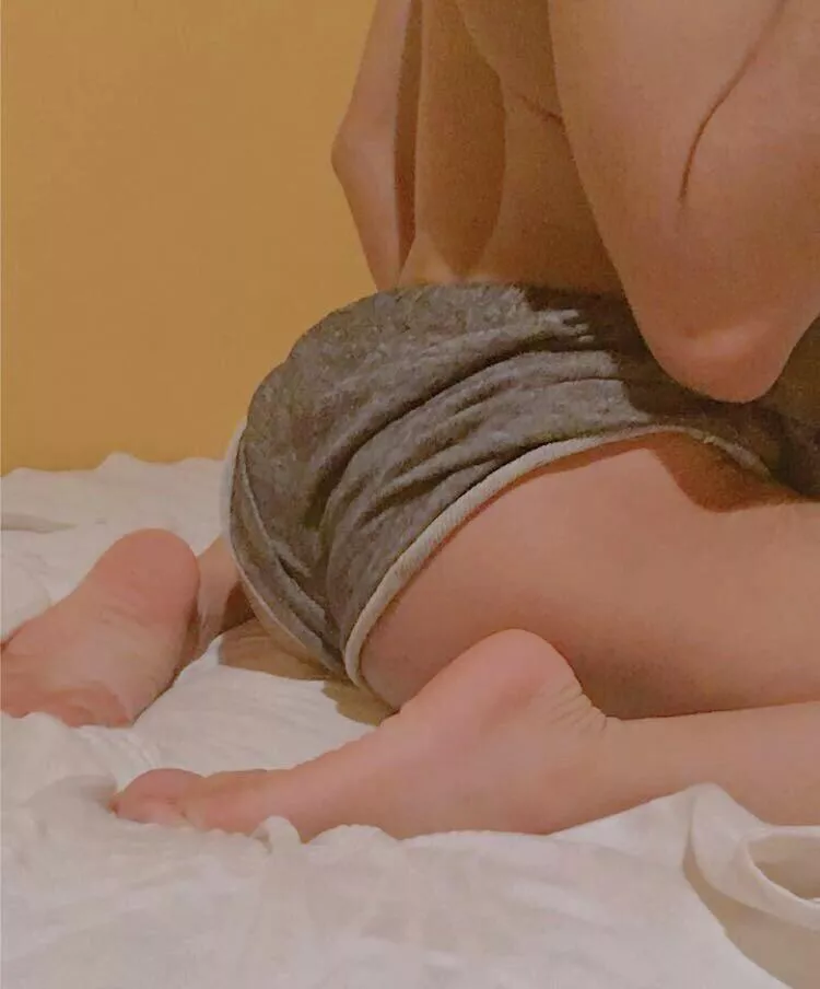 (20) feet and butt perfect match. I’m available now. snp: dracukkeox