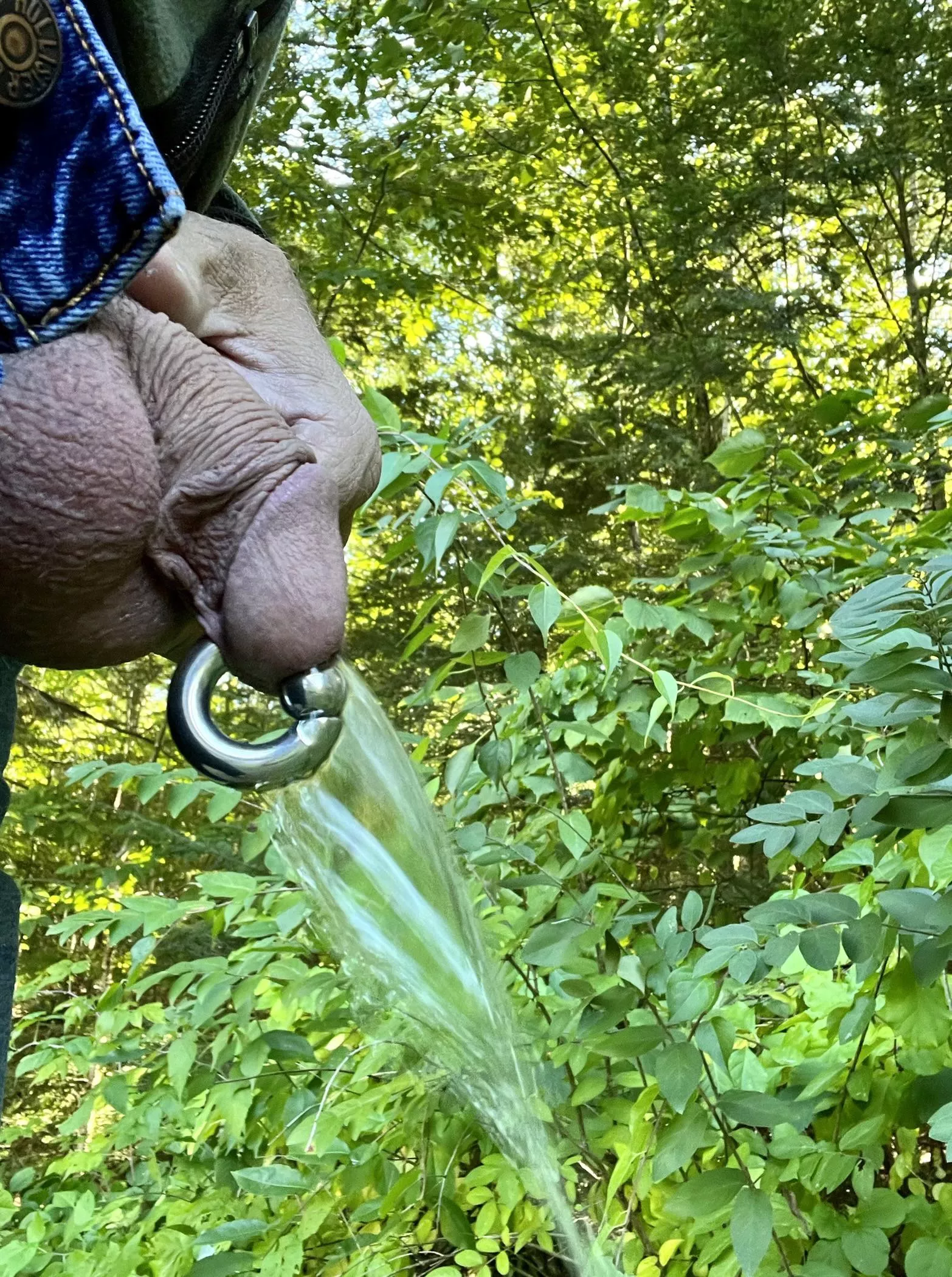 [48] a quick one in the parking lot