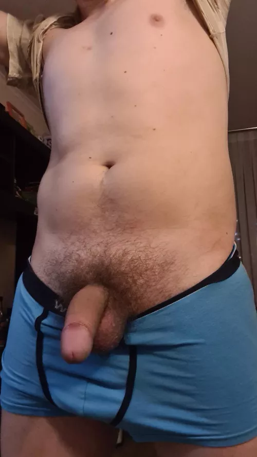 gym done. i need to fuck now 😈🔥