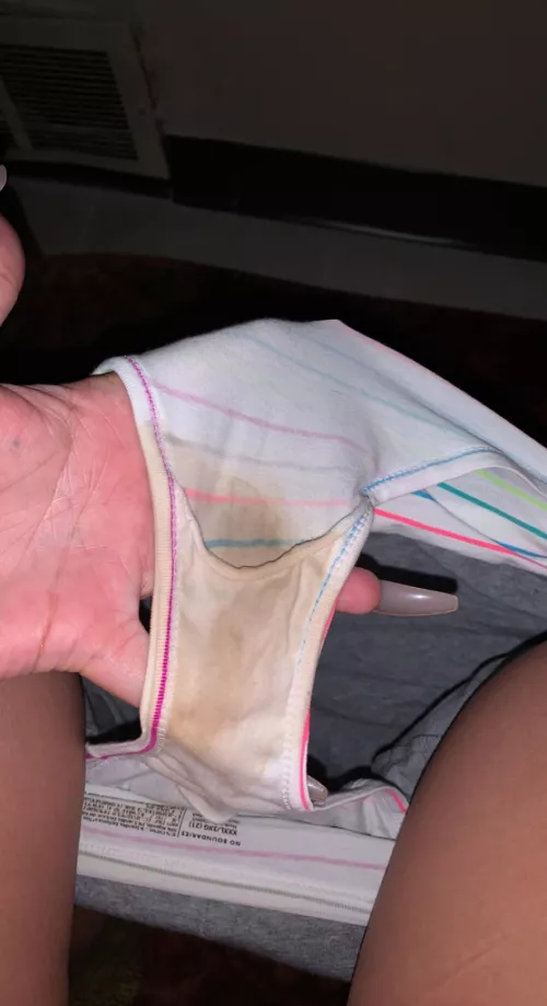 Just woke up and smelled myself right away…. The smell is intoxicating 😈 I came and peed in these yesterday afternoon. This is the result of them marinating all night