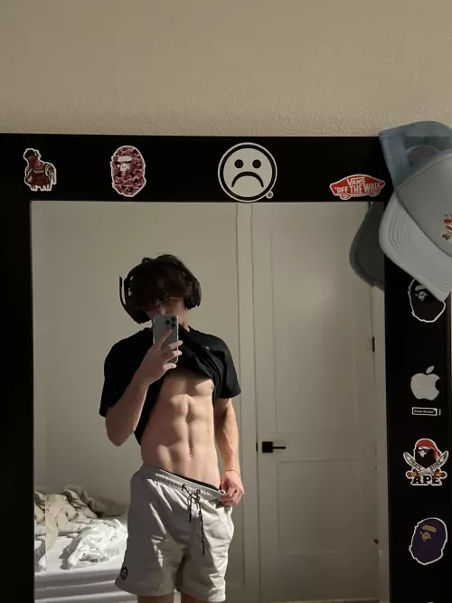 New cod came out, wish i had someone to suck me while playing